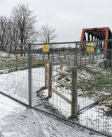 The Chief William Commanda bridge was again fenced off to users as of November 21, 2023 because of the city's concerns re plowing and salt. (Alayne McGregor/The BUZZ)